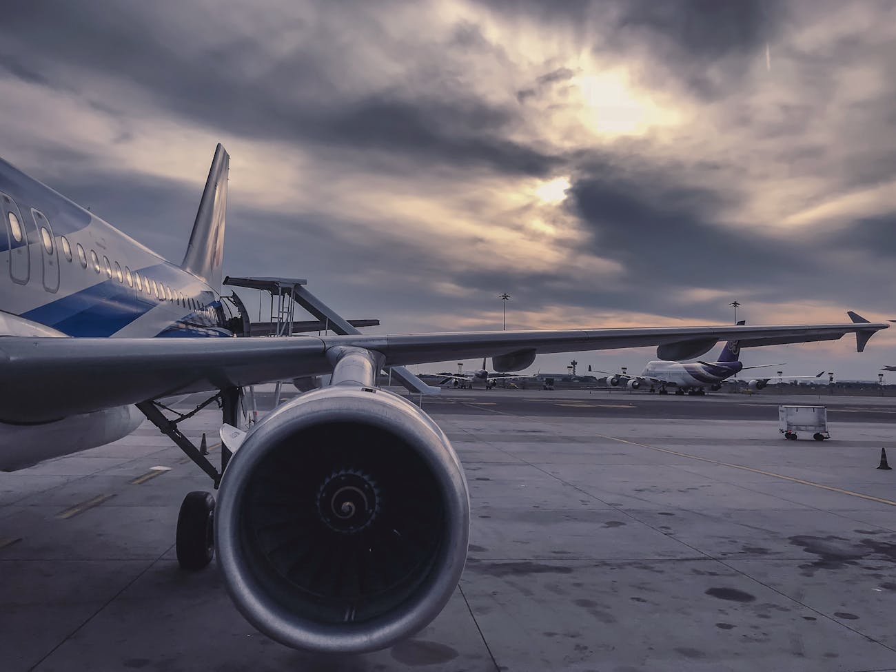 5-Vital-Parts-That-Let-an-Aircraft-Run.jpg