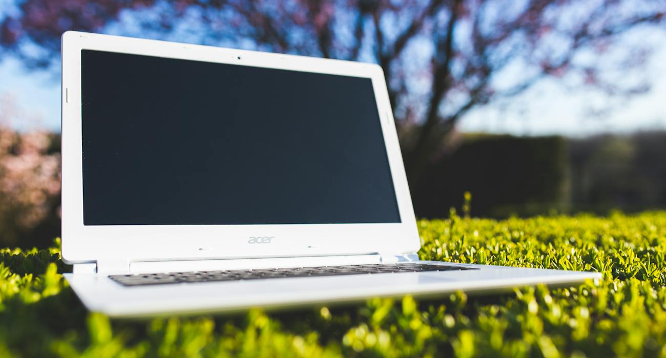 Boosting-Efficiency-and-Ensuring-Accountability-With-Chromebook-Monitoring-Software.jpg