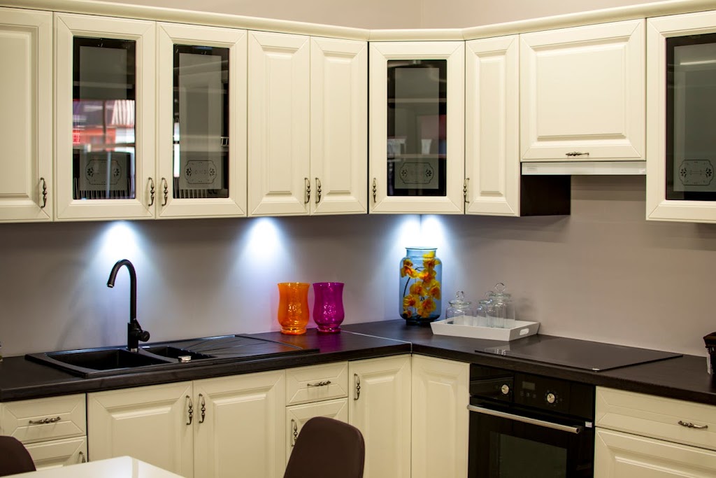 Home-20D-C3-A9cor-20Mistakes-20to-20Avoid-20for-20a-20Stylish-20and-20Functional-20Space.jpg