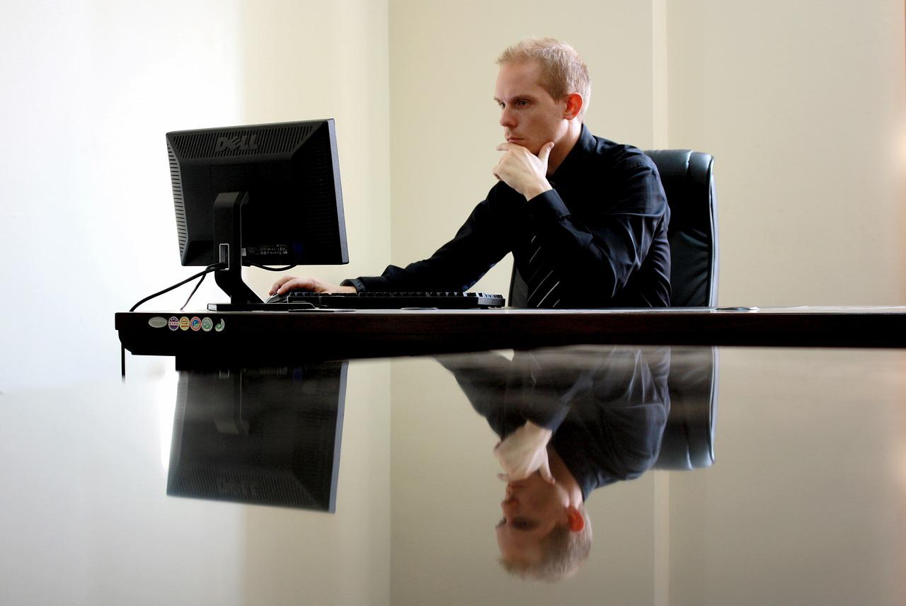 How-to-Choose-Your-Desktop-Computer.jpg