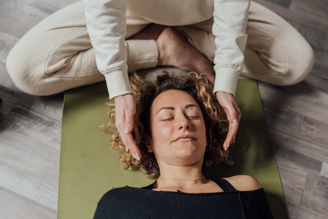 How-to-Get-a-Natural-Facelift-with-Face-Yoga.jpg