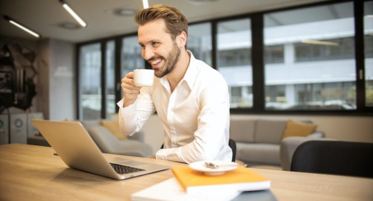 Stay-Ahead-of-Your-Competition-With-These-5-Resources.jpg
