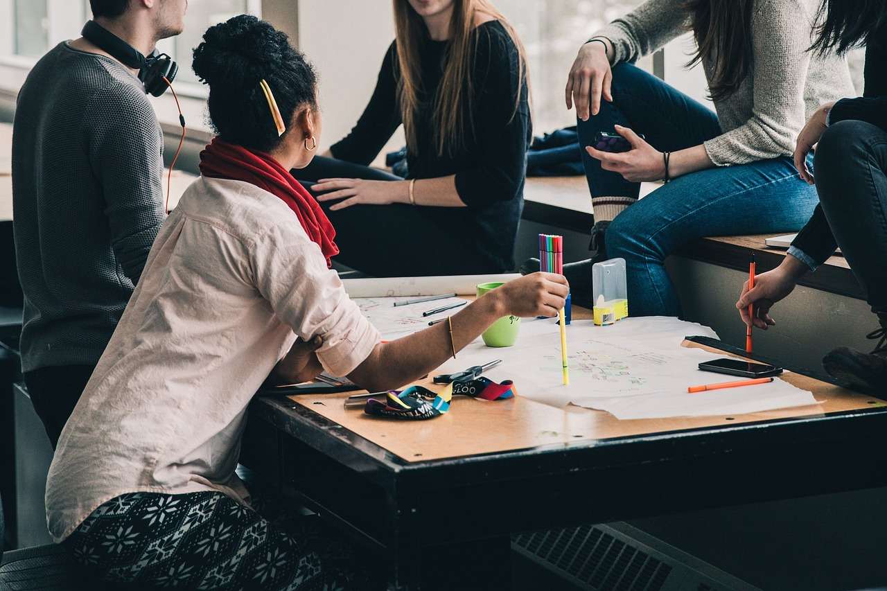 The-Best-Guide-to-Understanding-the-Benefits-of-Corporate-Social-Responsibility-(CSR)-in-Canada.jpg