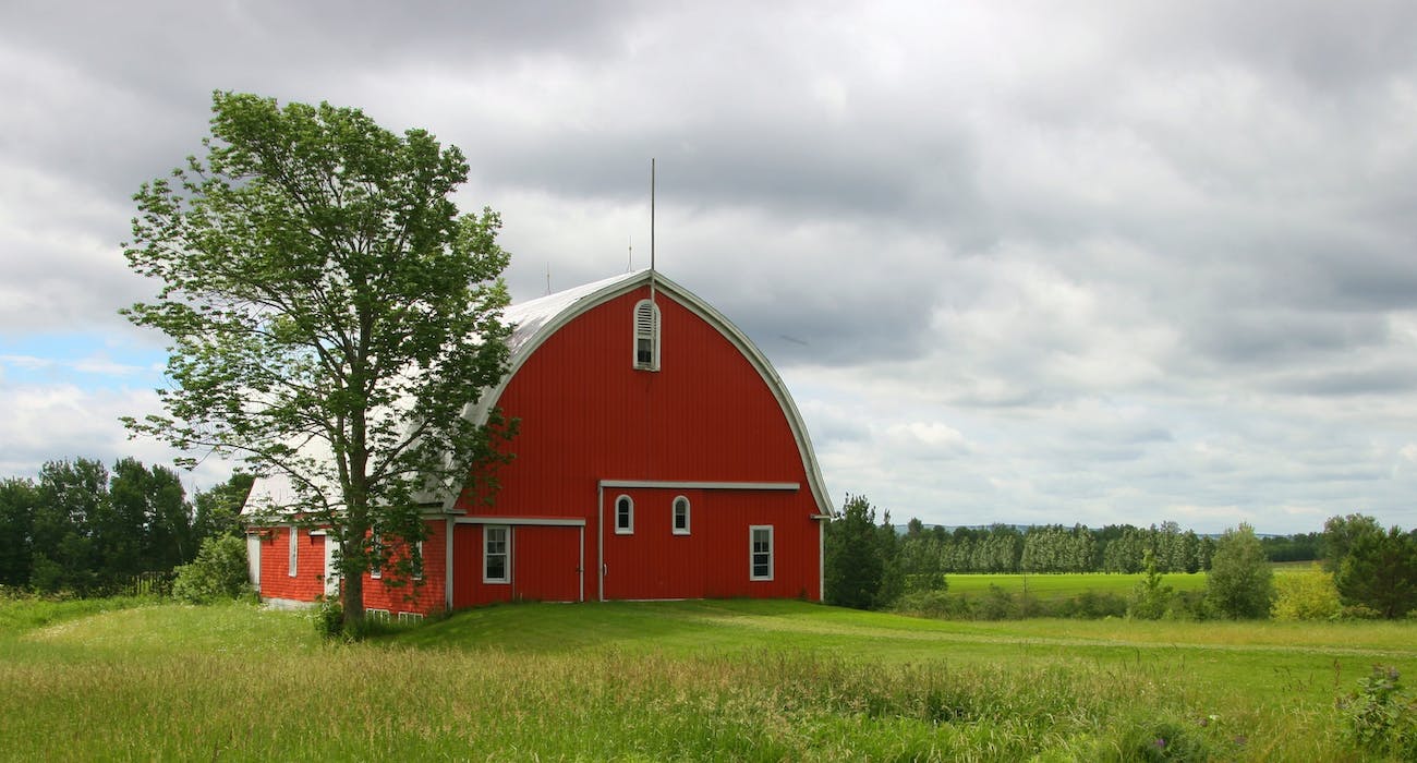 The-Ultimate-Guide-to-Buying-Barndominiums.jpg