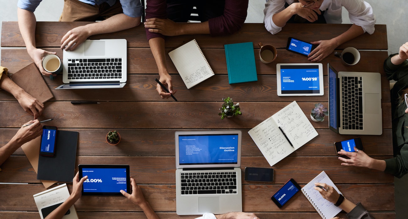 Unlock-Your-Team's-Potential-with-Seamless-Communication-Tools.jpg
