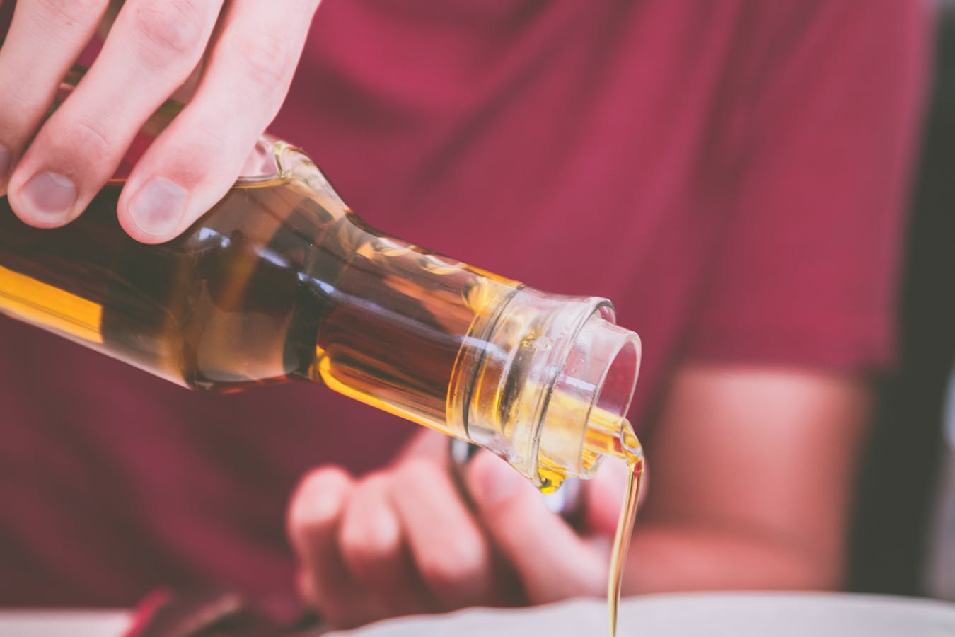 Unlocking-the-Benefits-of-Olive-Oil-Why-It-Deserves-a-Spot-in-Your-Diet.jpg