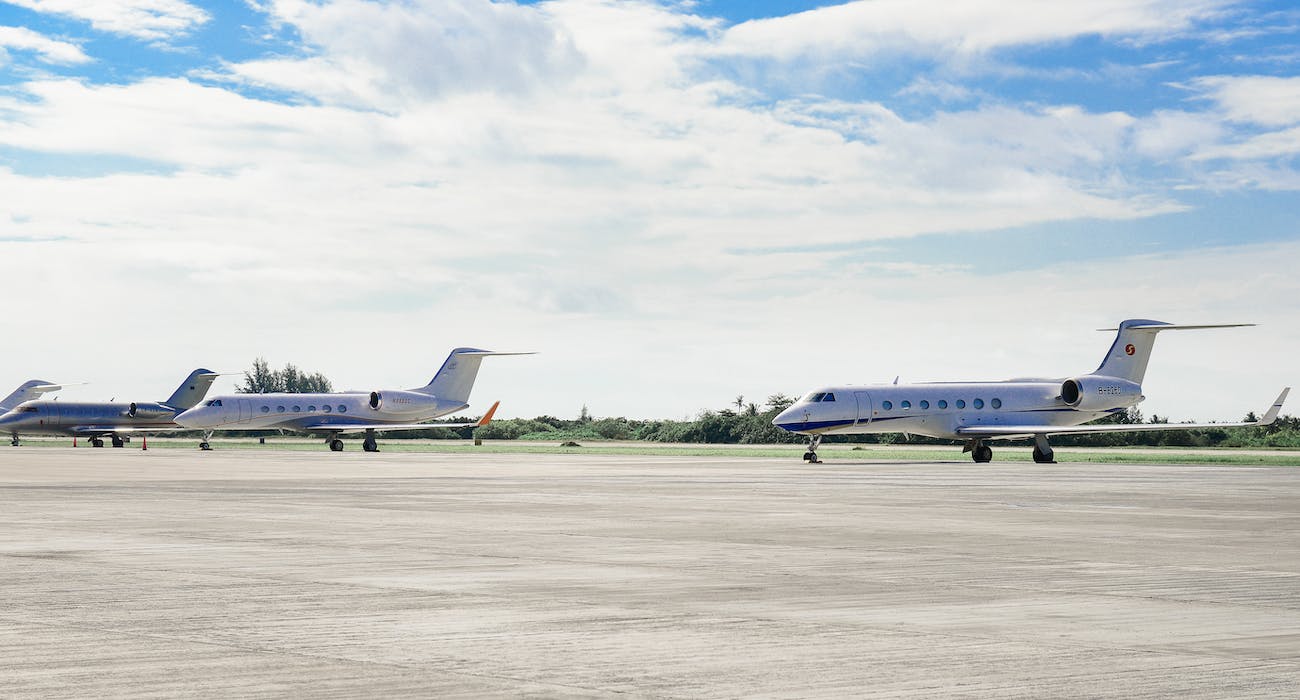 What-to-Know-About-a-Charter-Flight.jpg