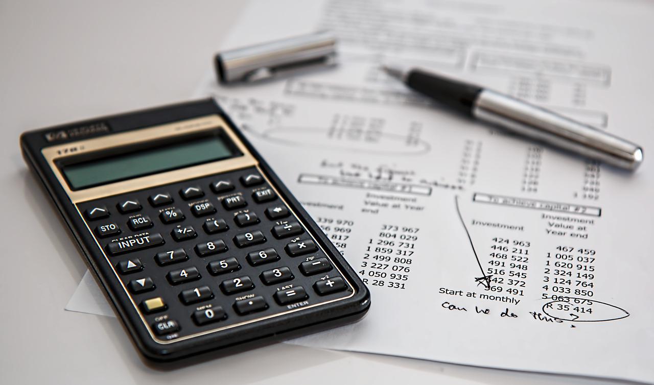 calculator-385506_1280-(1).jpg