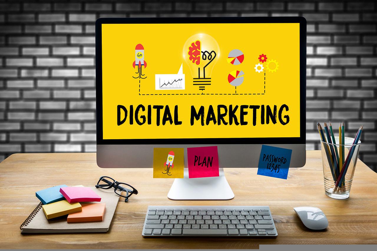 digital-marketing-5816304_1280-(2).jpg