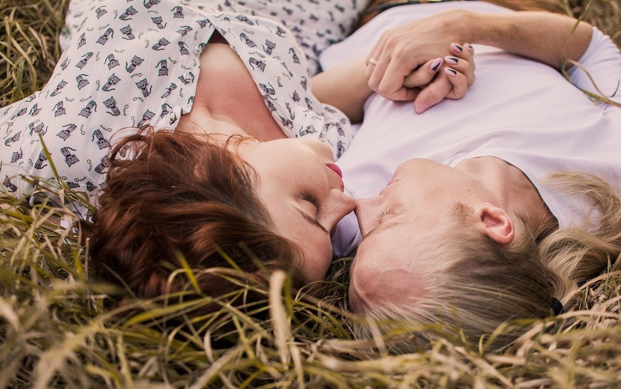 secrets+of+Happy+and+Successful+Marriage+Life.jpg