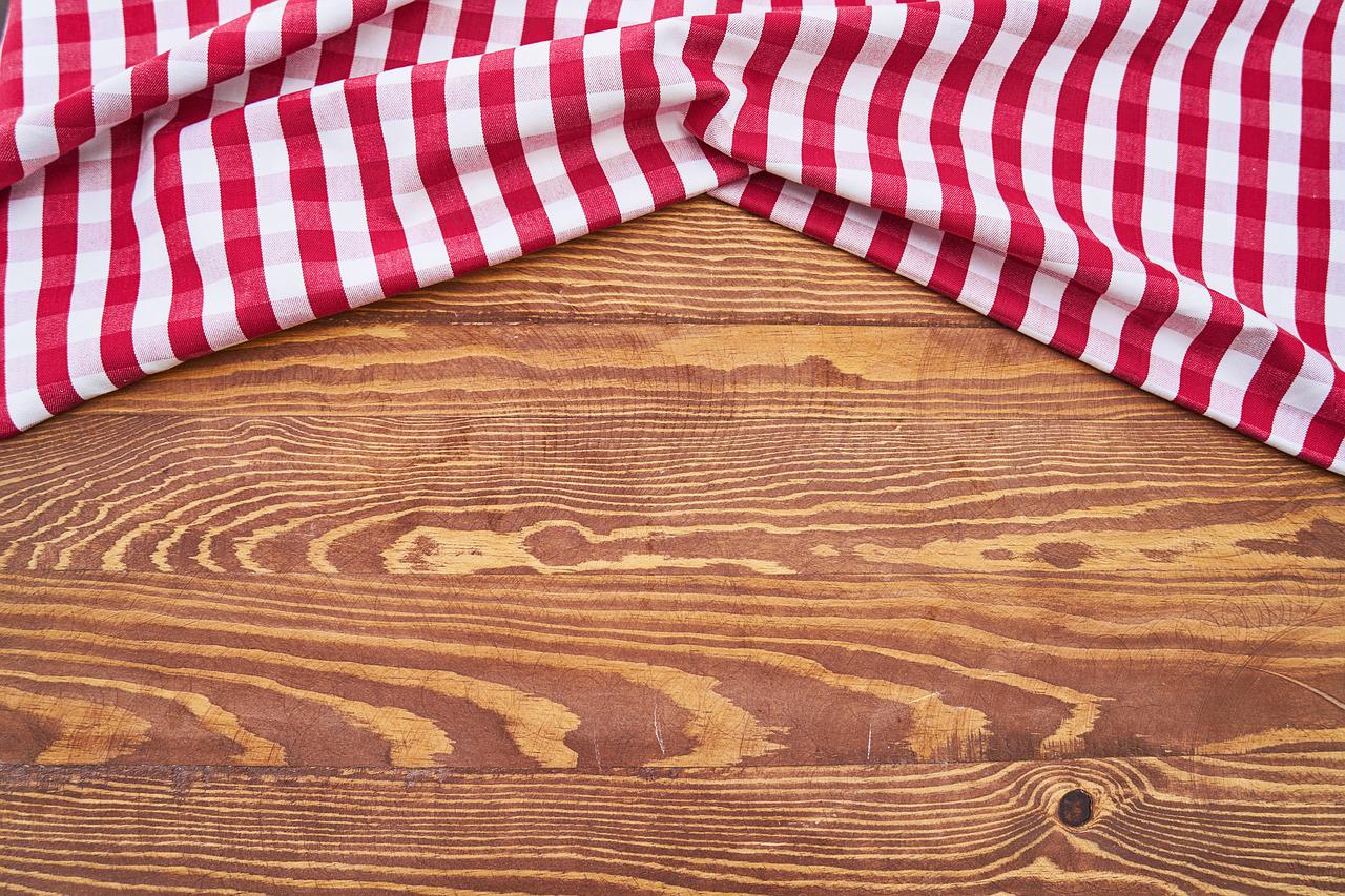 table-cover.jpg